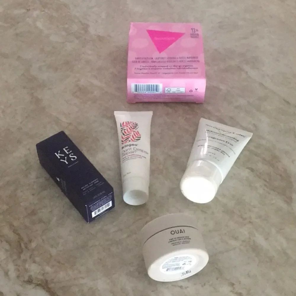 Beauty Bundle  - Picture 1 of 5
